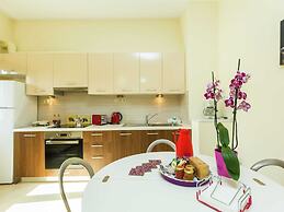 Small Apartmentcomplex in Village of Prinès near Rethymnon