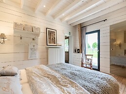 Beautiful Farmhouse in Pittem With Garden