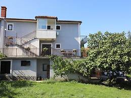 Comfortable Apartment With Terrace Near the Beach