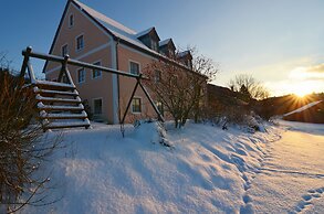 Lively Apartment With Sauna in Schonsee