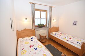 Lively Apartment With Sauna in Schonsee