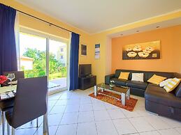 Pleasant Apartment in Vantacici Amid the Sea