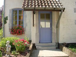 Quaint Holiday Home in Chimay With Garden
