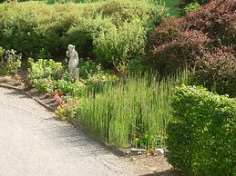 Quaint Holiday Home in Chimay With Garden