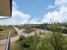 Belvilla by OYO Simplistic Apartment With Terrace