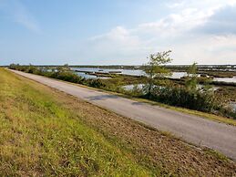 Belvilla by OYO Simplistic Apartment With Terrace