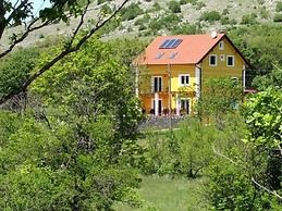 Luxurious Villa in Tijarica With a Private Pool