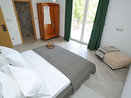 Luxurious Villa in Tijarica With a Private Pool