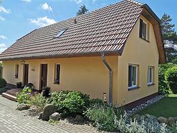 Spacious Flat in Wilhelmshof near Lake