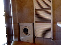 Tranquil Villa in San Romano di Garfagnana with Hot Tub