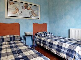 Tranquil Villa in San Romano di Garfagnana with Hot Tub