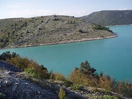 Apartment in Rakalj With Garden Near Beach