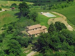 Belvilla by OYO Il Caminetto