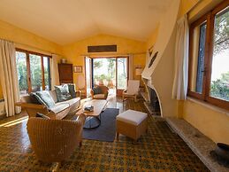 House With Direct Access and Private Terrace at Sea Near Capoliveri