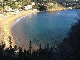 House With Direct Access and Private Terrace at Sea Near Capoliveri