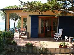 House With Direct Access and Private Terrace at Sea Near Capoliveri
