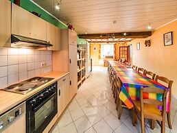 Forestside Escape for 15 Guests