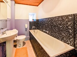 Forestside Escape for 15 Guests