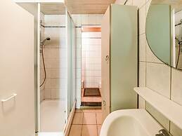 Forestside Escape for 15 Guests