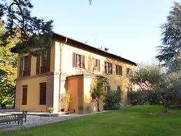 Belvilla by OYO Villa La Commenda Sei