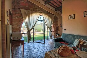 Cottage in Todi With Pool and Terrace