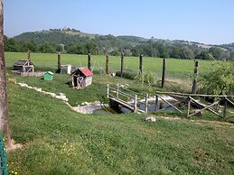 Cottage in Todi With Pool and Terrace