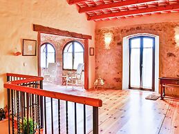 Large Farmhouse with Private Pool & Large Garden near Beach