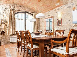Large Farmhouse with Private Pool & Large Garden near Beach
