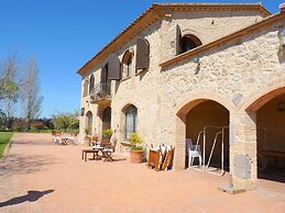 Large Farmhouse with Private Pool & Large Garden near Beach