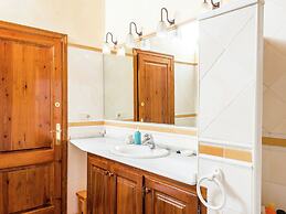 Large Farmhouse with Private Pool & Large Garden near Beach