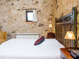 Large Farmhouse with Private Pool & Large Garden near Beach