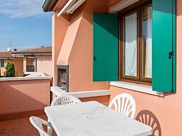 Residence and Quiet Residence With Pool, Near the Lake