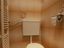 Cozy Apartment in Malinska near Sea