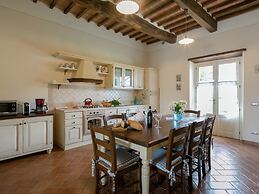 Belvilla by OYO Diana