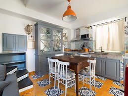 Pleasing House in the Center of the Famous Taormina Near the Sea