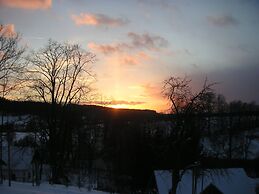 Holiday Home With a Convenient Location in the Giant Mountains for Sum