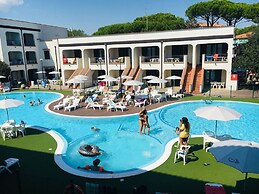Nicely Furnished Apartment with AC near Beach