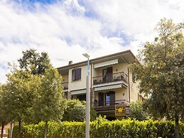 Cloistered Apartment in Sirmione near Lake