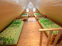 Spacious Holiday Home With Pool