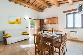 Farmhouse in Apecchio With Pool