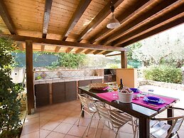 Belvilla by Oyo Villa Nicole