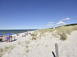 Ferienhaus mit Garten in Graal-mueritz