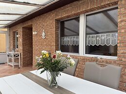 Ferienhaus mit Garten in Graal-mueritz