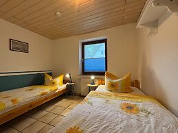 Ferienhaus mit Garten in Graal-mueritz