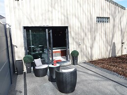 Deluxe Holiday Home in Welkenraedt with Hot Tub & Steam Shower
