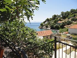 Studio Apartment With Terrace and sea View,30m Distant From the Beach!