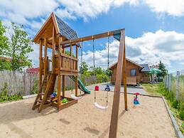 Cozy Holiday Home in Mielno near Lake