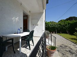 Cosy and Comfortable Apartment in Marina di Massa, Near the Beach
