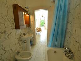 Cosy and Comfortable Apartment in Marina di Massa, Near the Beach