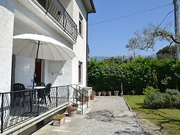 Cosy and Comfortable Apartment in Marina di Massa, Near the Beach